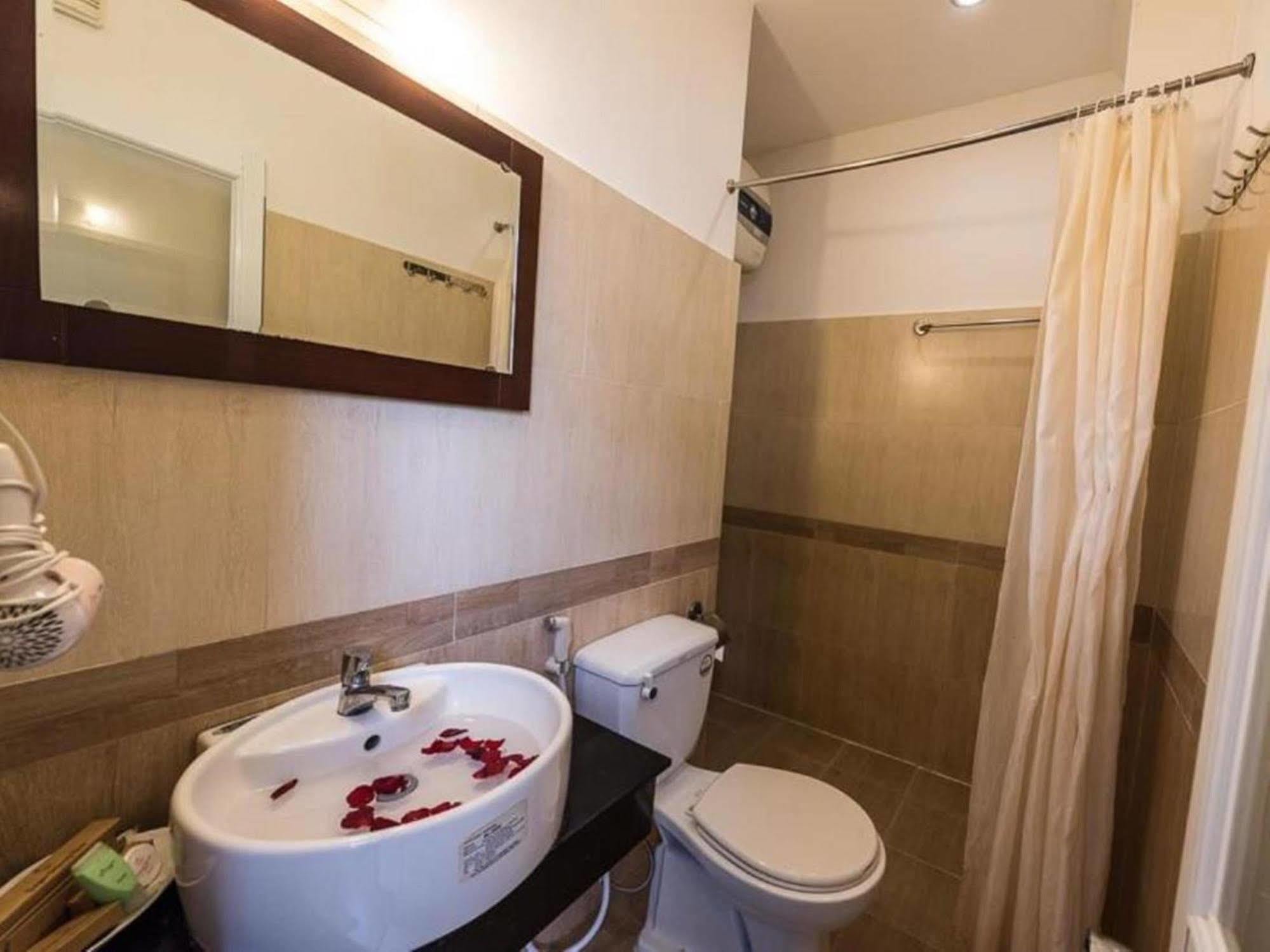 Готель Saigon Odyssey House Хошимін Екстер'єр фото